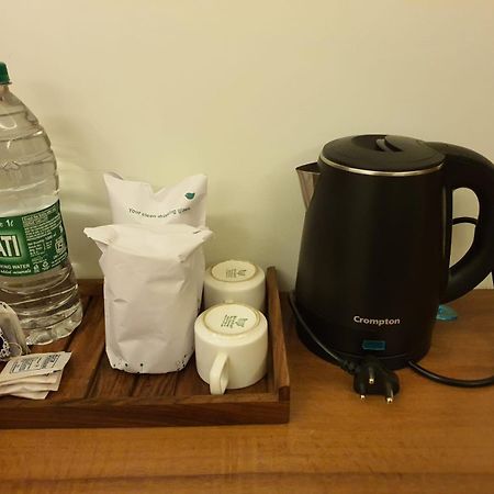 Hotel Deo Volente Sivasagar エクステリア 写真