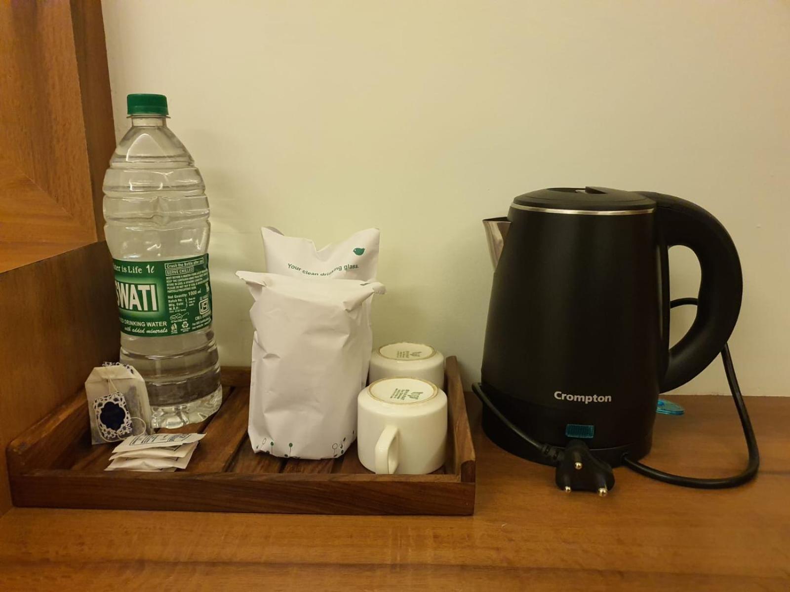 Hotel Deo Volente Sivasagar エクステリア 写真